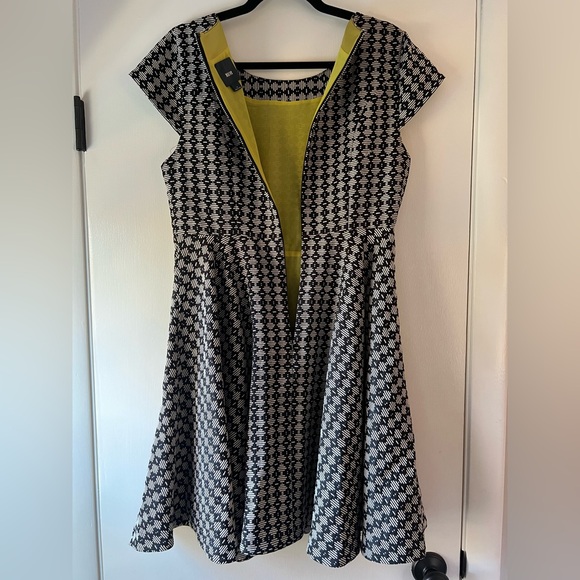 Maeve Anthropologie Black Jacquard Geometric Skater Dress Black White Size 10 - Picture 10 of 10